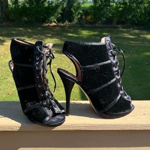 Velvet open toe/heel bootie heels size 10
